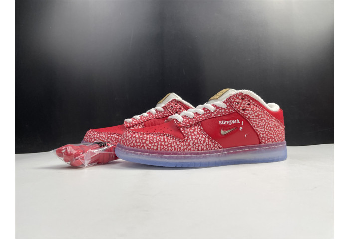 Nike Dunk SB Low Stingwater Magic Mushroom DH7650-600