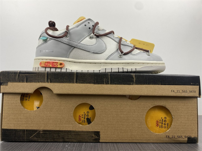 NIKE DUNK LOW OFF-WHITE