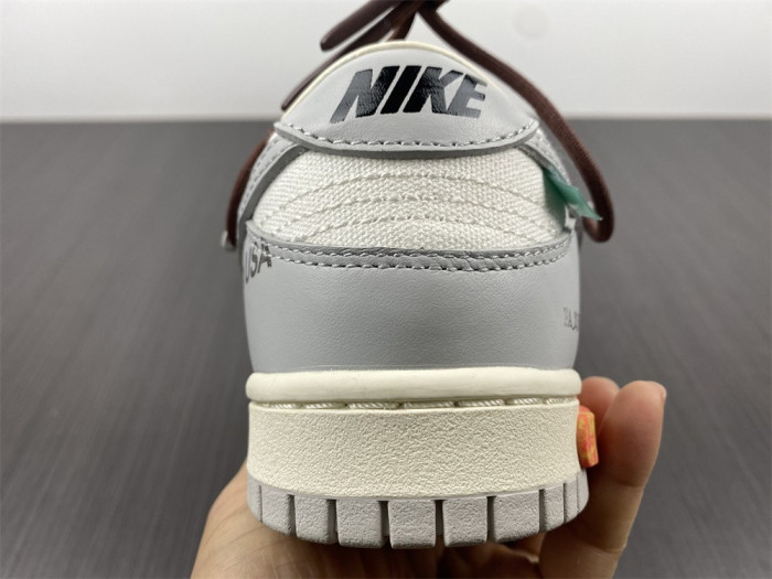 NIKE DUNK LOW OFF-WHITE