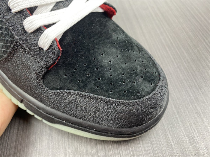 Nike SB Dunk Low LPL League of Legends DO2327-011
