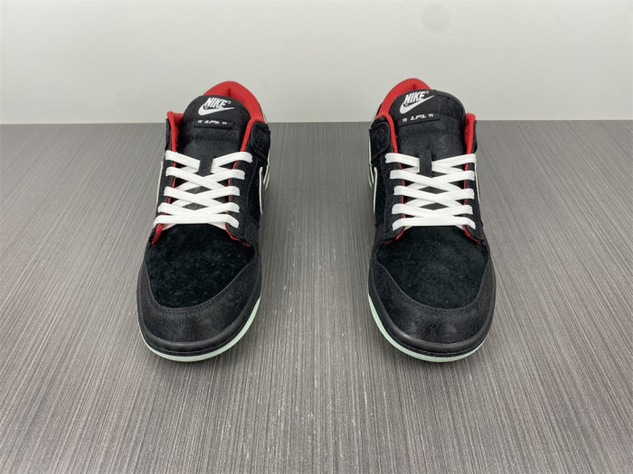 Nike SB Dunk Low LPL League of Legends DO2327-011