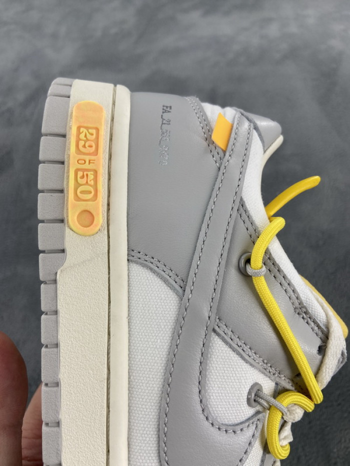 Off-White x Dunk Low