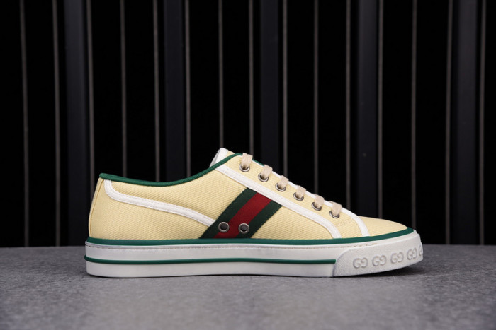 GC sneaker