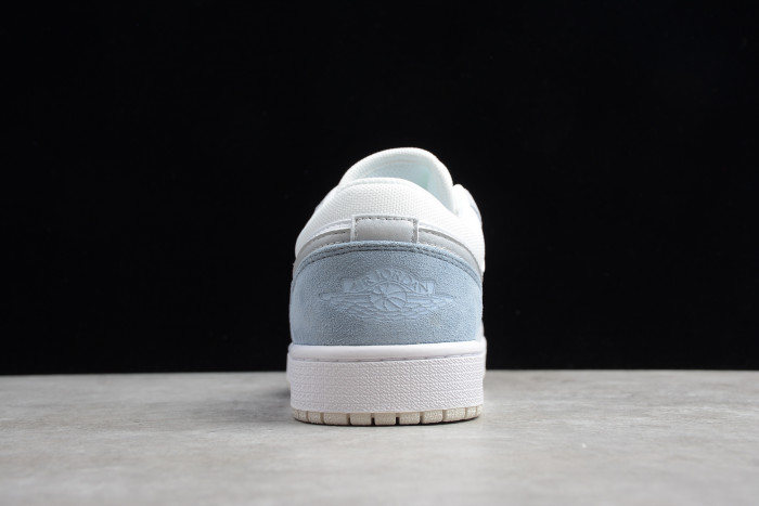 Jordan 1 Low Paris CV3043-100